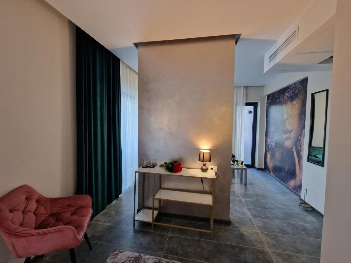 Art'S Luxury Boutique Hotel Oradea Exterior photo
